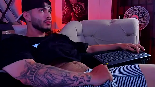 Vincentblack live sex cam