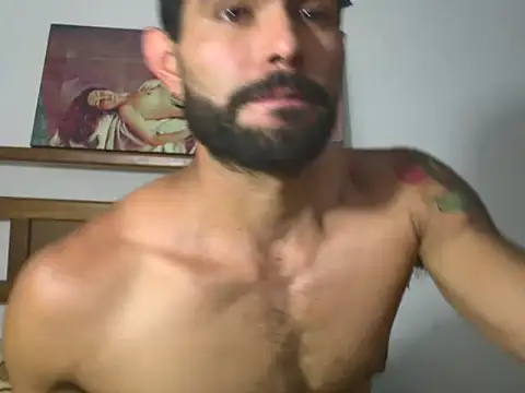 hideonbush051 - Hideonbush051's free webcam - UK Sex Cams