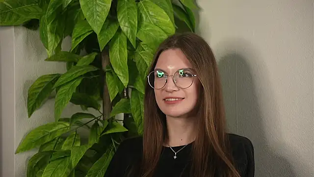 toyaessex - ToyaEssex's free webcam - UK Sex Cams