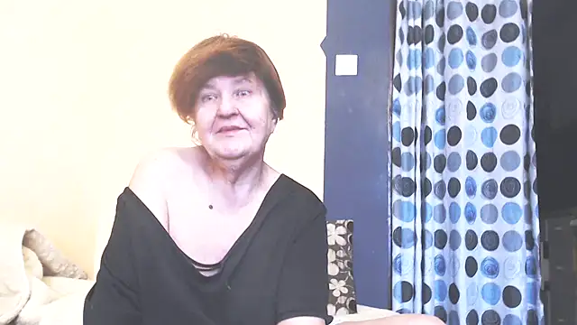 MioritaHard live sex cam