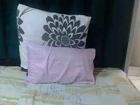 CaramelMelons78 webcam