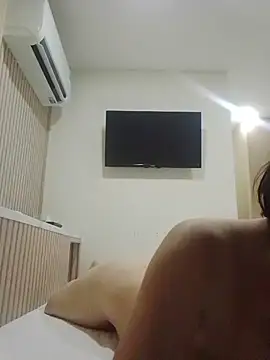 Rowena_Vonnie webcam