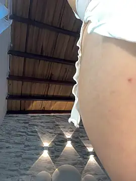 kristy1_ (F young) - Fingering in my pussy and cream