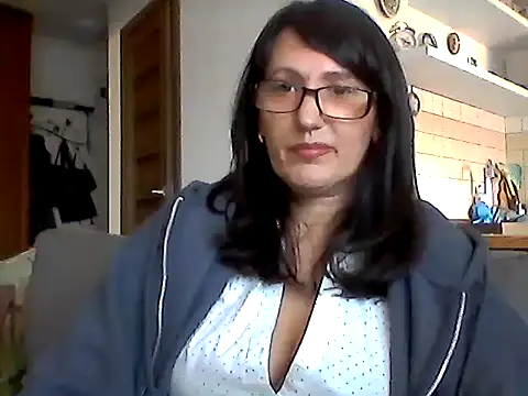 Elena48324 live sex cam