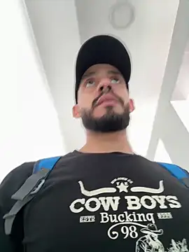 Elferjuan1310 live sex cam