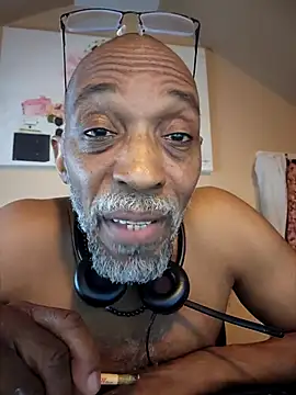 Lonelynudist59 webcam