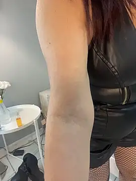 Webcam Model (Savvanahh)  is live.Free join now!