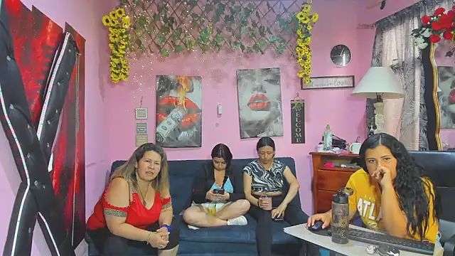 lesbiancuple webcam