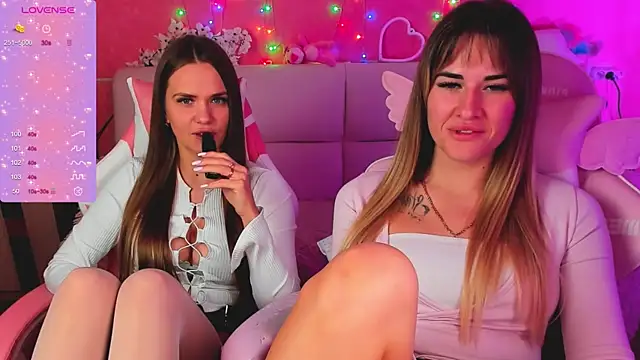 hotty_girls_here webcam