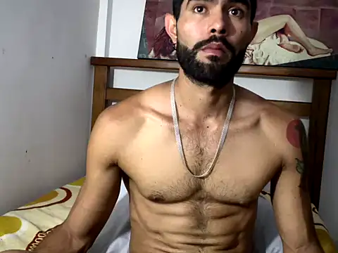 hideonbush051 webcam