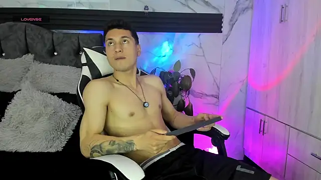 ThiagoFerrero_Hot webcam