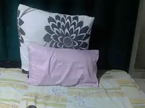 CaramelMelons78 webcam