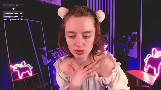 Pretty_Victoria webcam