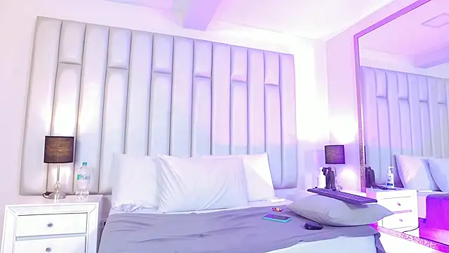 aandreaperez's Stripchat show and profile