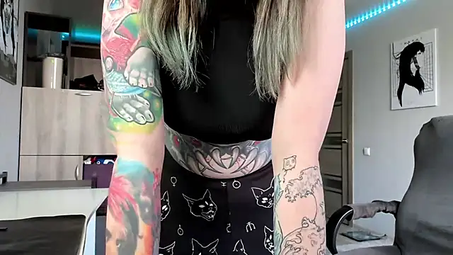 HighelikeGirl webcam