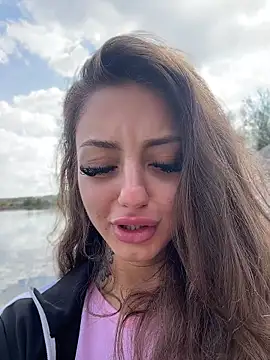 AnnastasiaJune webcam