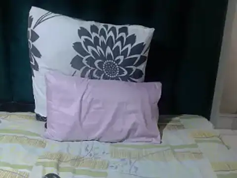 CaramelMelons78 webcam