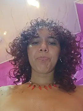 Isabella_Stark webcam