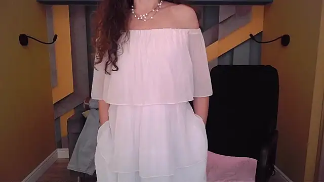 EllaLong live sex cam