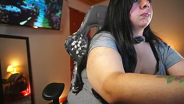 coraline_latin webcam