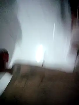 Webcam Model (TropicalFlower) is live