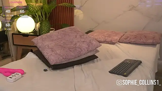 SophieCollins_1 webcam