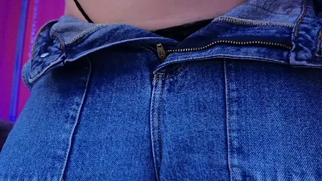 Julieta_Russell webcam