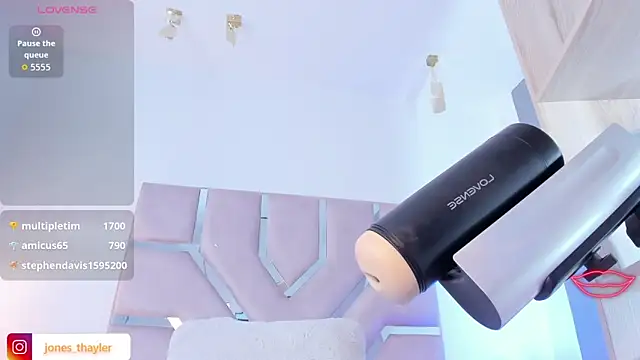 Thayler_jones webcam