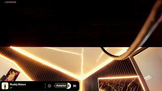 Issabella_Davinci webcam