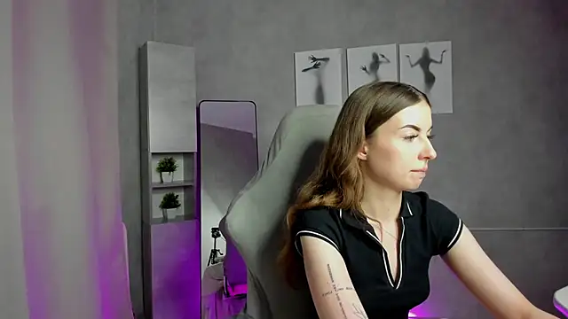 Kelly_Salazar webcam