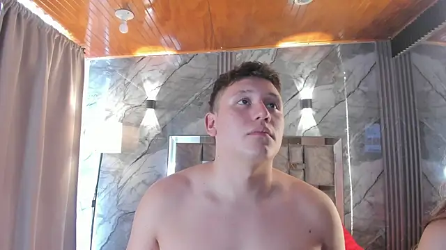 Manson_and_Zoe webcam