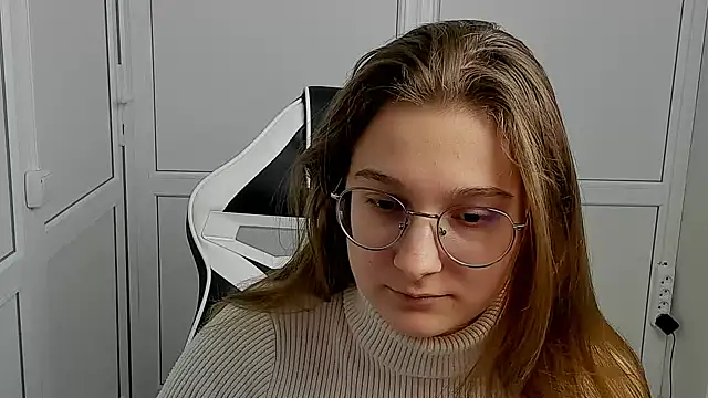 Mia_kristal webcam