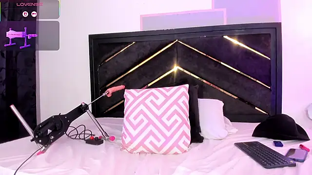 april_jones05 webcam