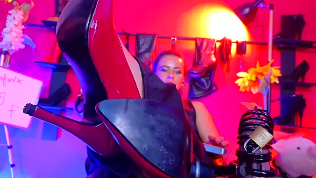 MistressSlut1 webcam