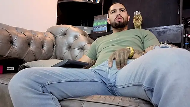 matteosantos live sex cam