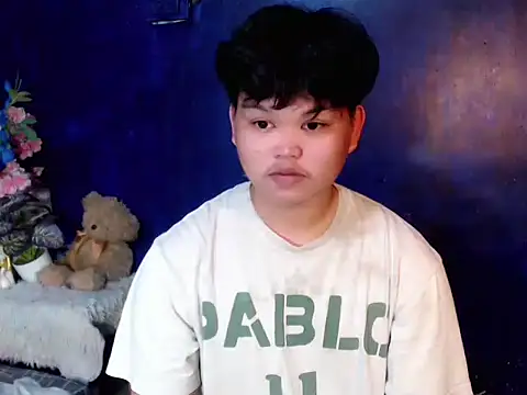 rain_cum (M twink) - REQUEST ANYTHING I WILL FOR MYGRADUATION