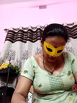 gullapi (F milf) - Full nude show