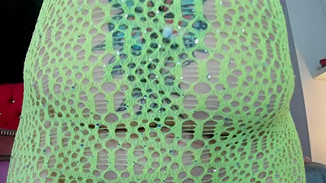 ScarletBigTitties webcam