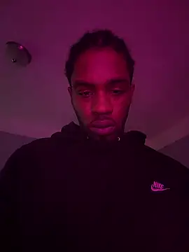 stickyfromthemoon webcam