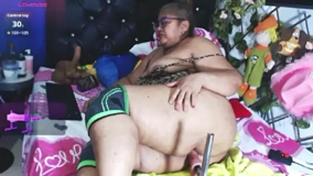 mature_beautiful webcam