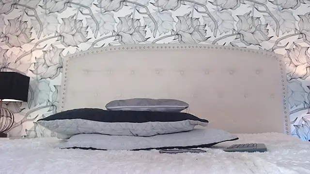 Venusandrea29 webcam