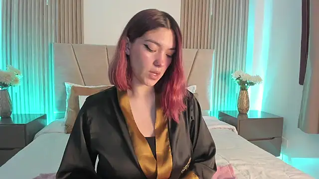 Victoria_Beaumont webcam