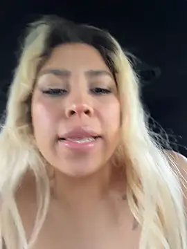 mxmxee (F young) - Get me naked and twerk