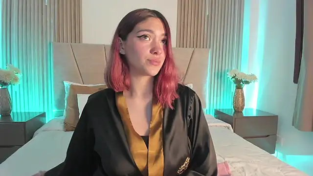 Victoria_Beaumont webcam