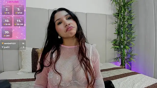 Victoria_Rosee webcam