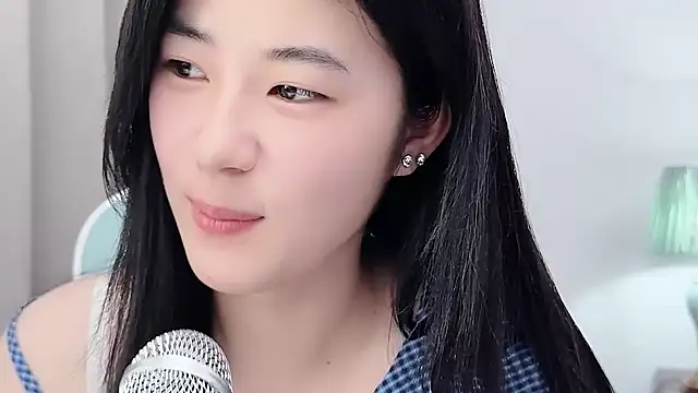 Nicole20266 live sex cam