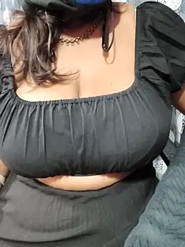 Webcam Model (Tamilsathya2024)  is live.Free join now!