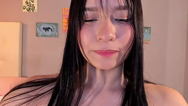 maia_w10 (F young) - open ass in doggy