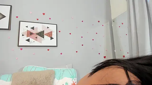 pauletew10 (F teen) - one fingers play ass