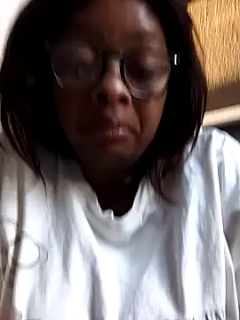 cutehoney92 (F young) - Lets get me a domi